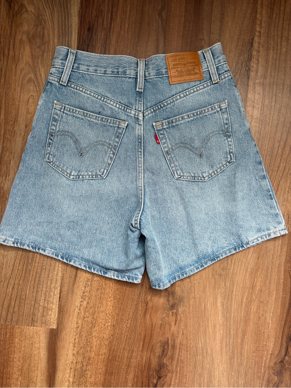 Levi's Light Blue High Baggy Denim Shorts - Picture 4 of 4